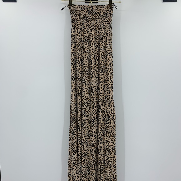 H&M Dresses & Skirts - Lepoard tube top dress